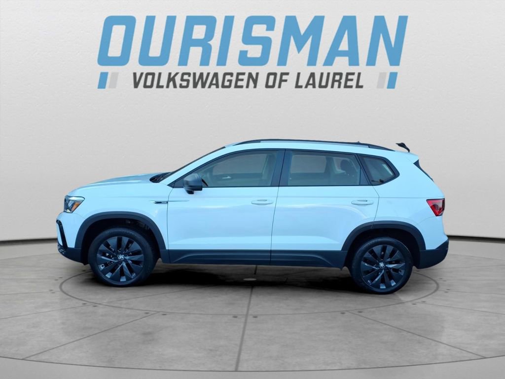 Used 2022 Volkswagen Taos S w/ IQ Drive S Package image 4