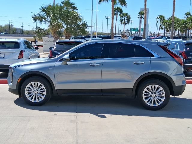 Certified 2024 Cadillac XT4 Luxury w/ LPO, Floor Liner Package FWD image 3