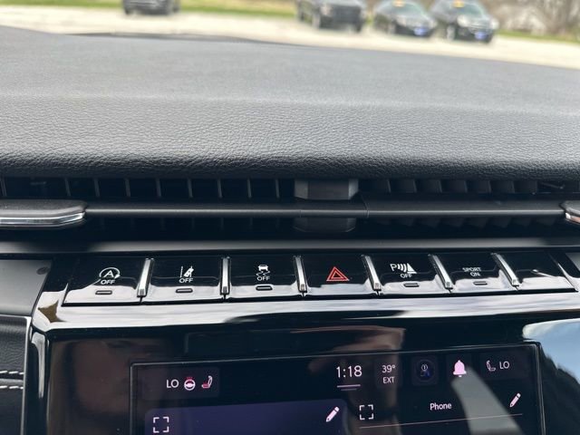 Used 2025 Jeep Grand Cherokee Altitude AWD/4WD image 30