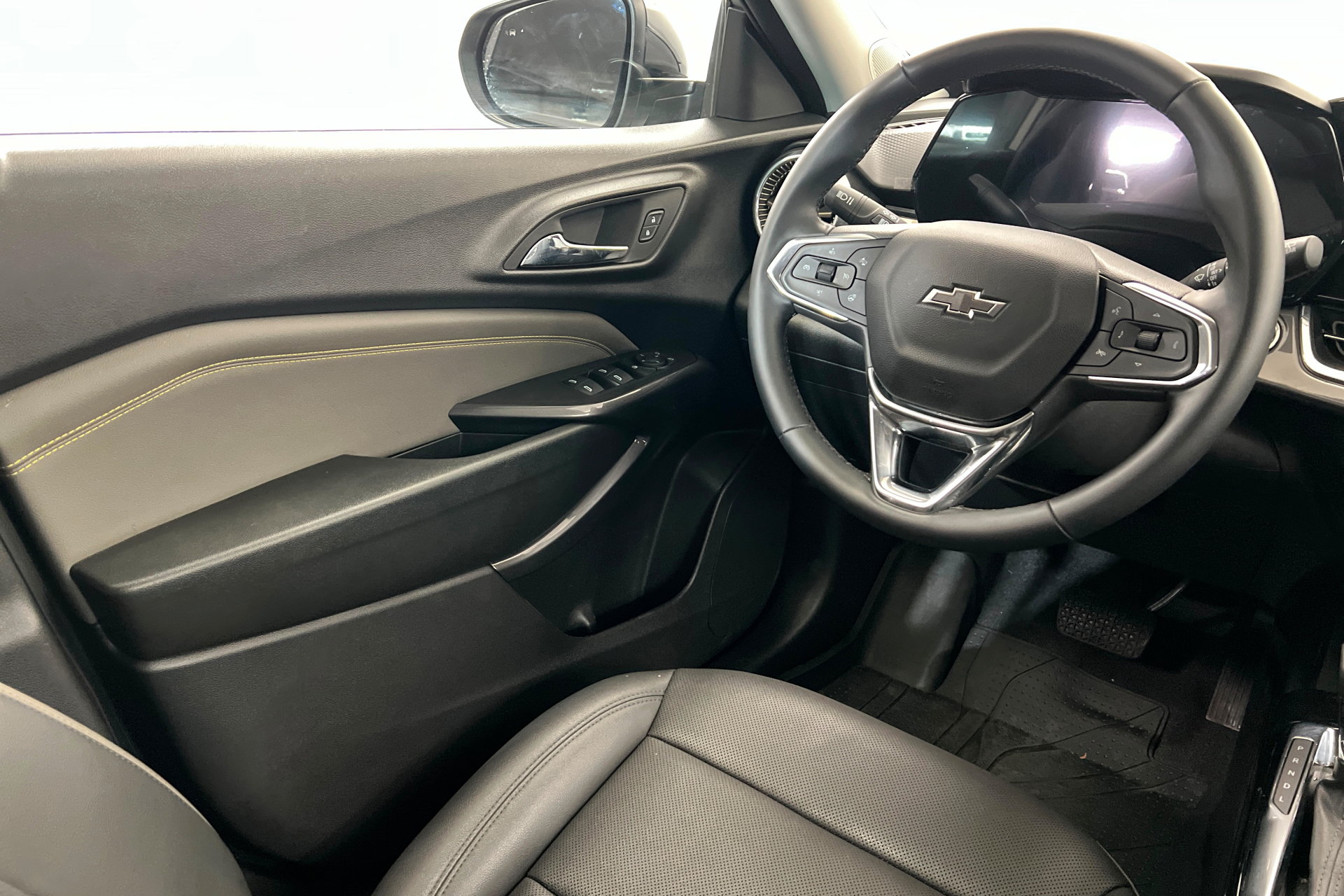 Used 2026 Chevrolet Trax ACTIV w/ Driver Confidence Package FWD image 11