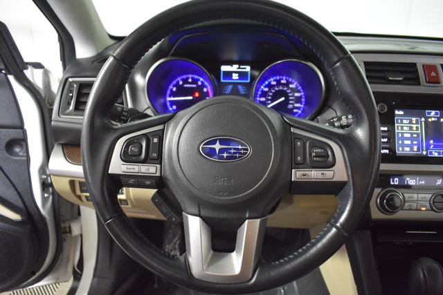 Used 2016 Subaru Outback 2.5i Limited AWD/4WD image 16
