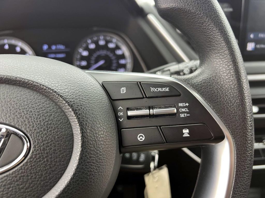 Certified 2022 Hyundai Sonata SE w/ Cargo Package image 23