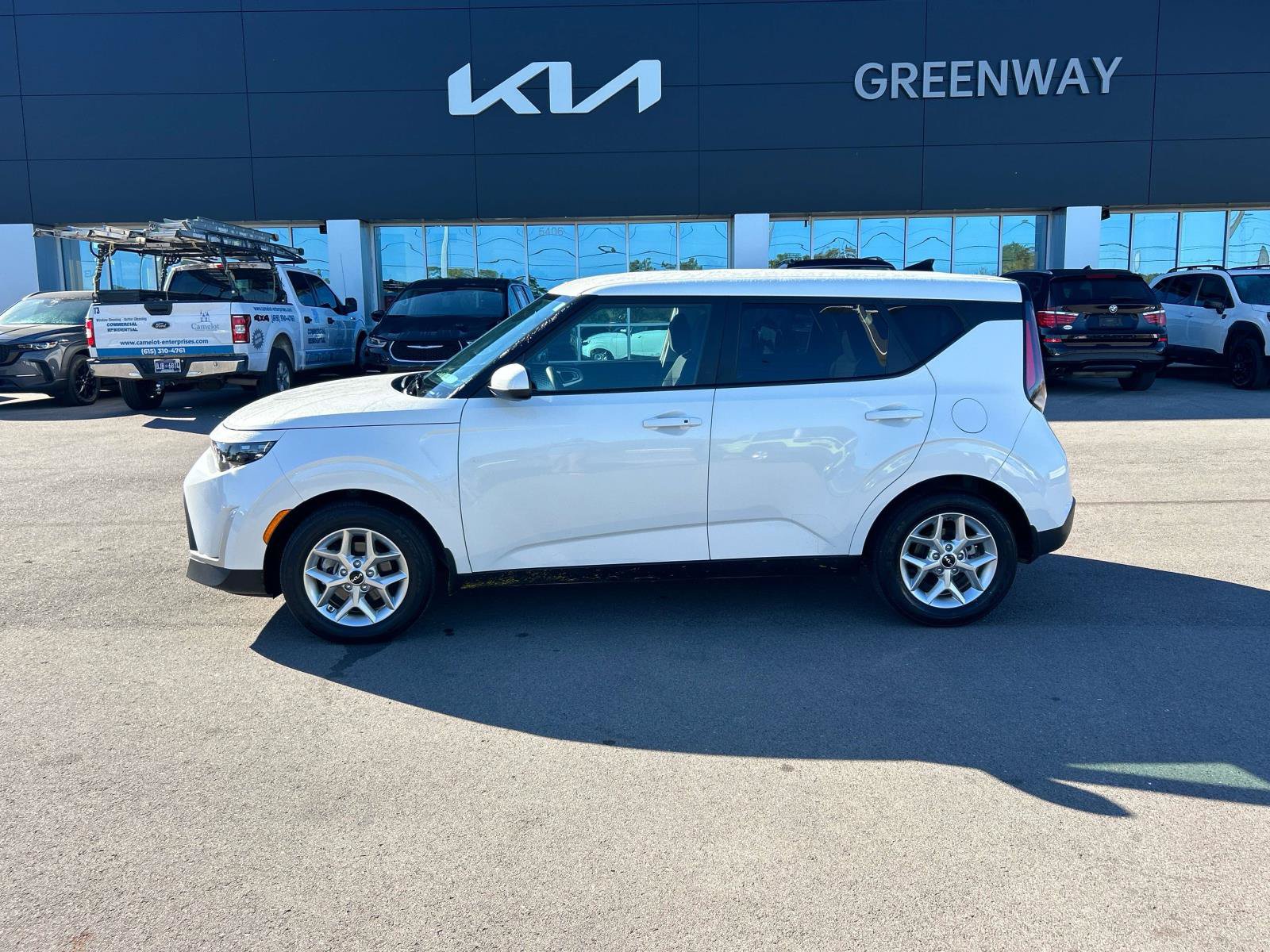 Used 2023 Kia Soul S FWD image 6