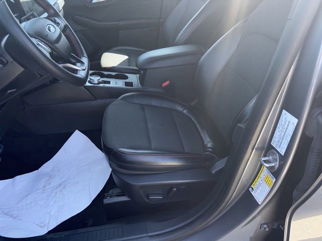 Used 2024 Ford Escape ST-Line w/ Tech Pack #1 FWD image 10