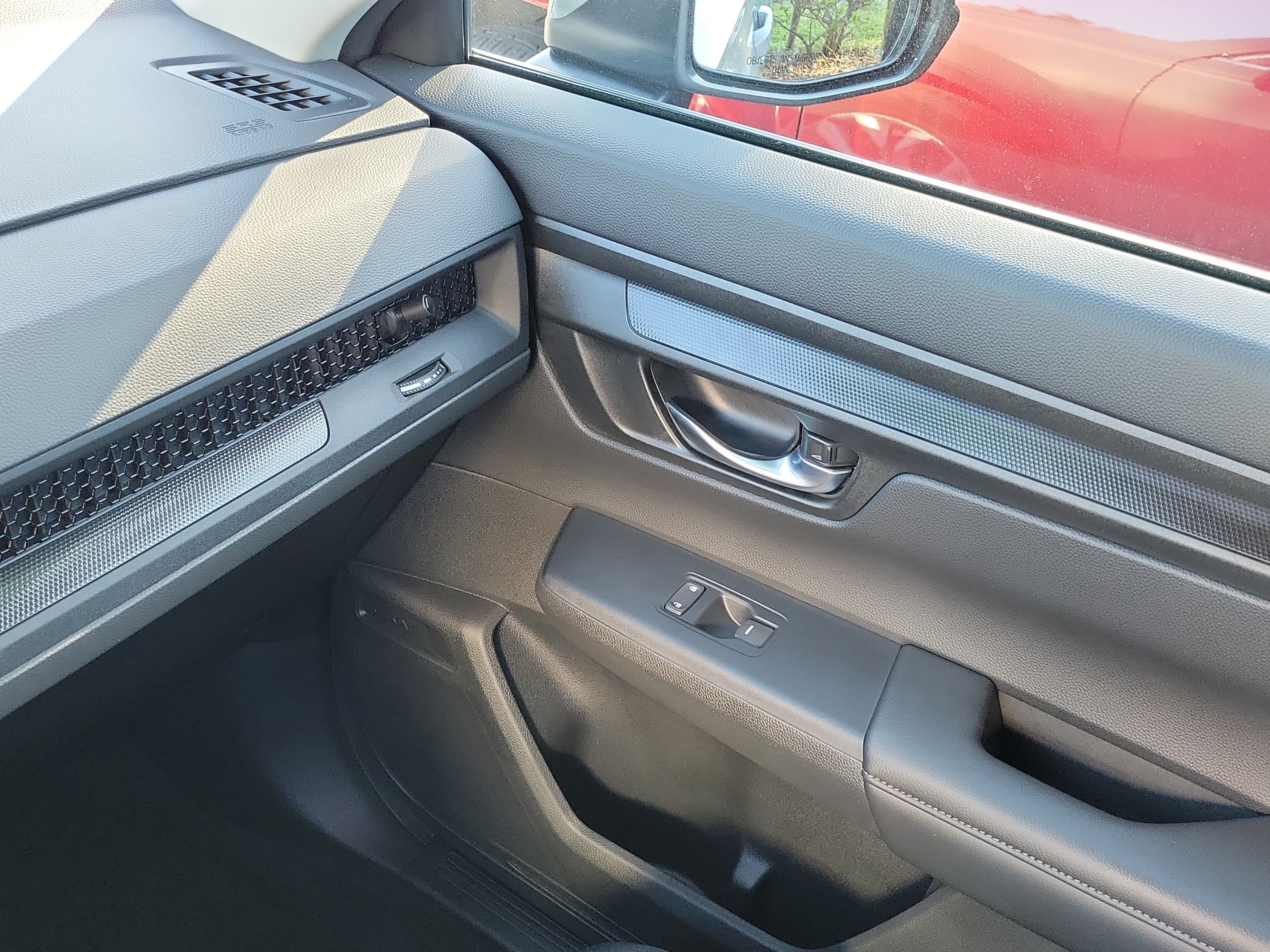 Used 2024 Honda CR-V LX image 29