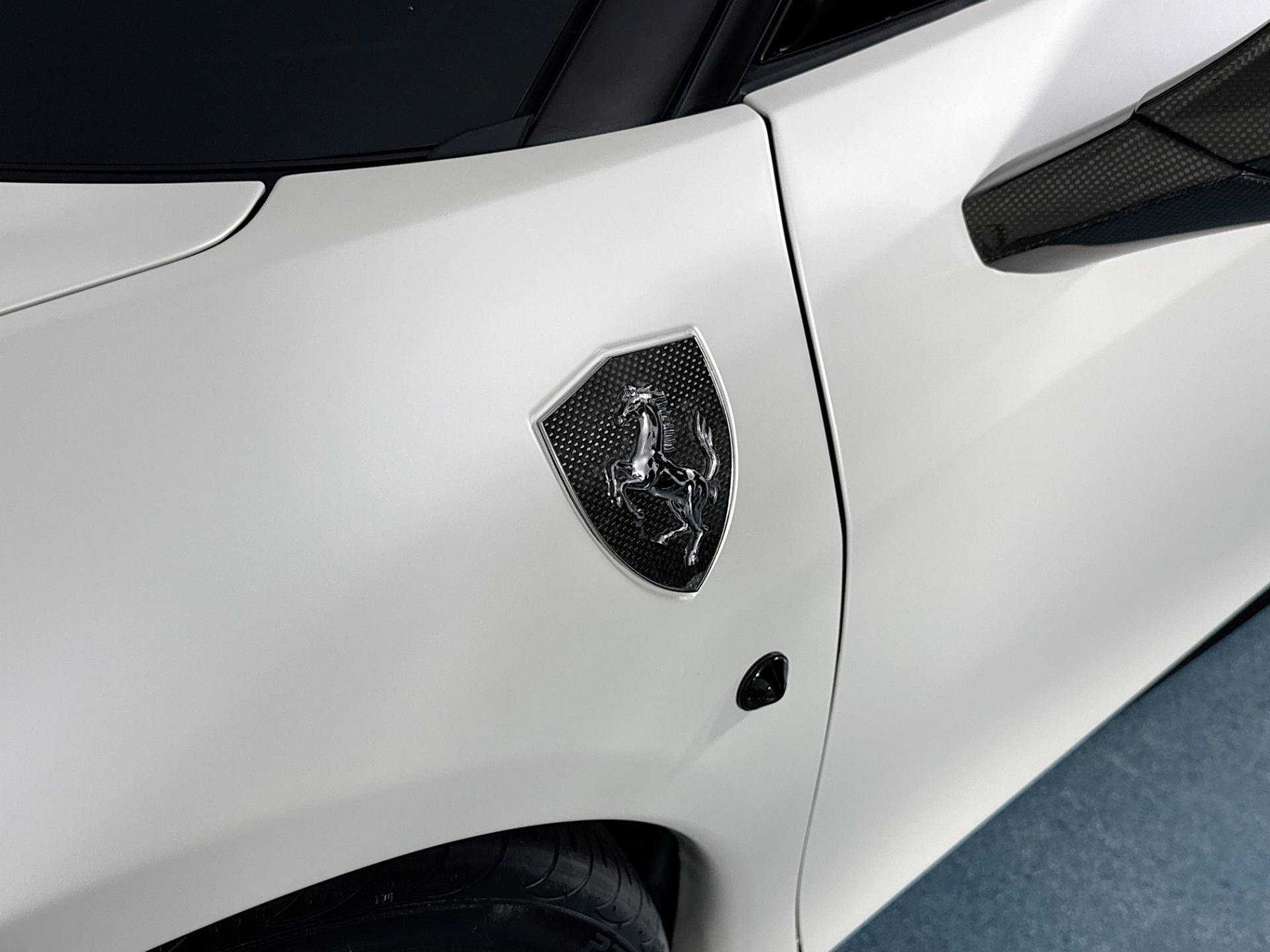 Used 2010 Ferrari 458 Italia Coupe RWD image 36