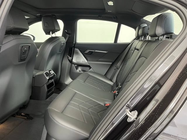 Used 2026 BMW 550e xDrive AWD/4WD image 19