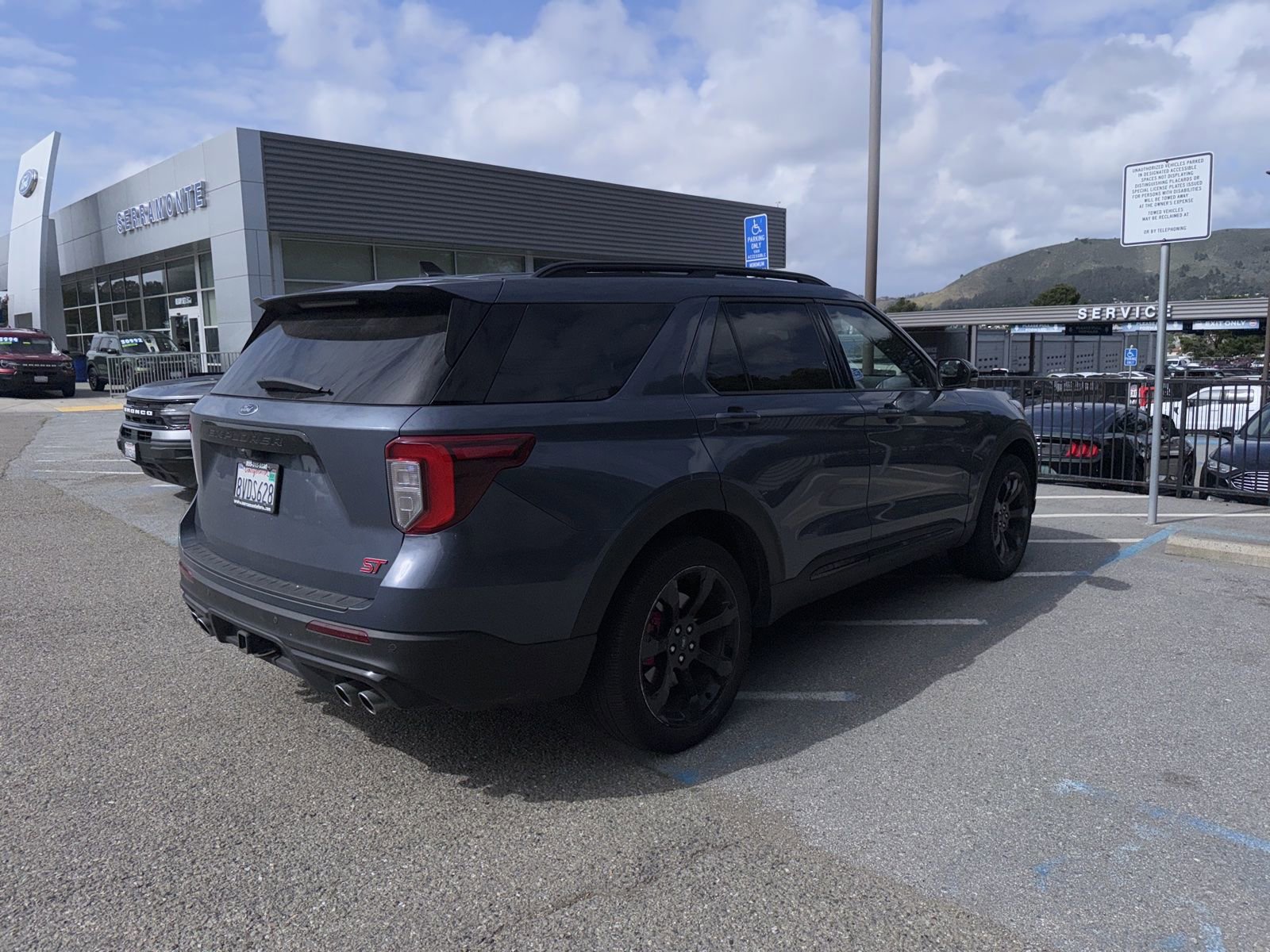 Used 2021 Ford Explorer ST w/ Equipment Group 401A AWD/4WD image 7