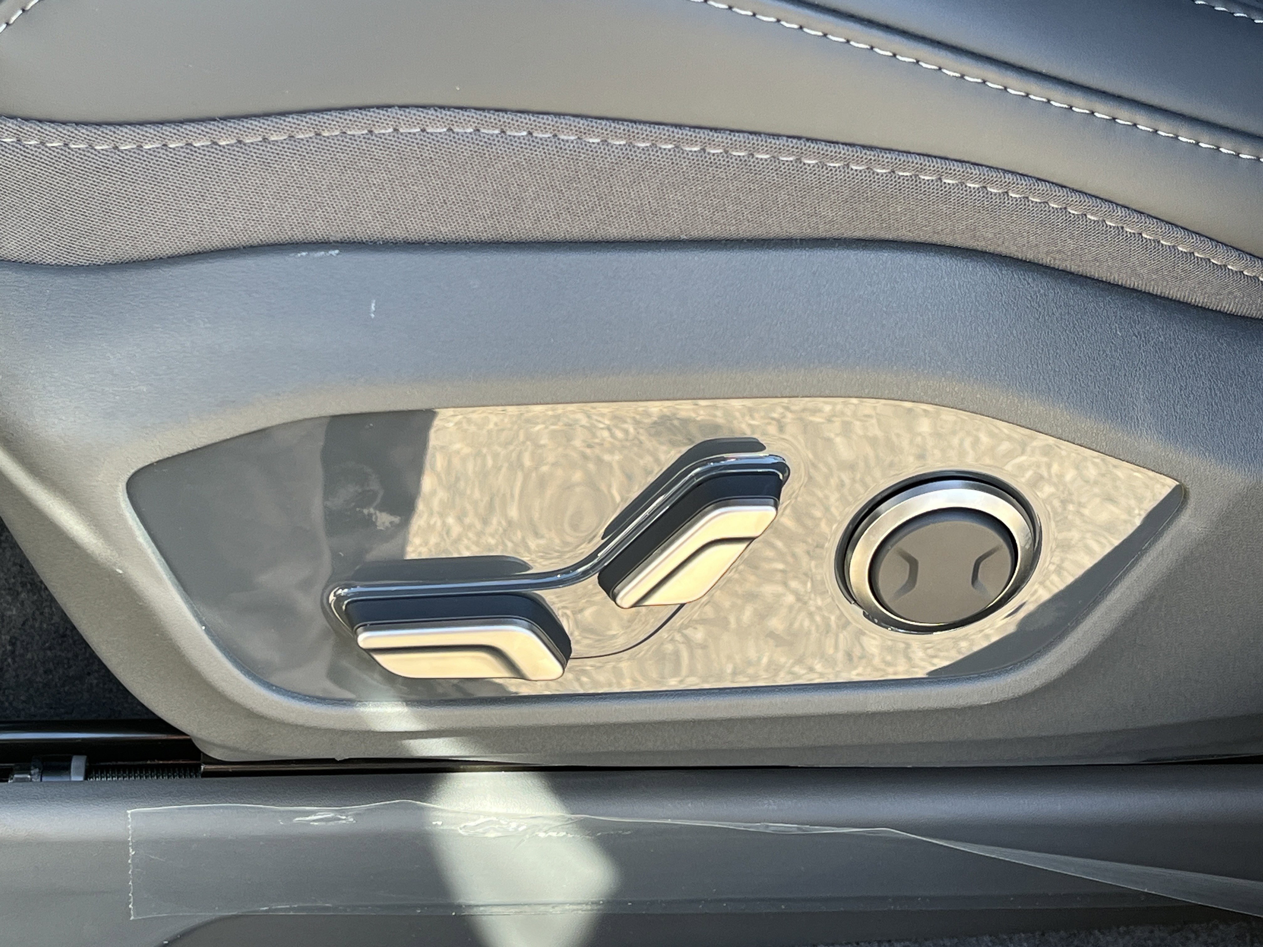 New 2026 Kia EV9 Light RWD image 18