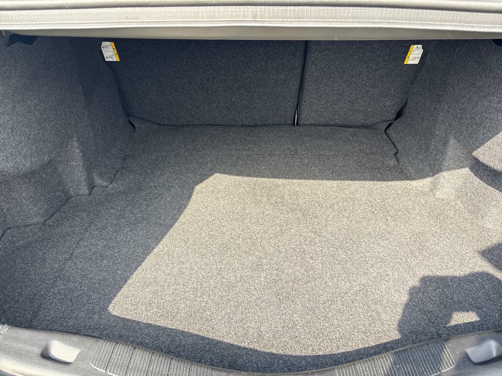 Certified 2019 Ford Fusion SE w/ Equipment Group 151A FWD image 24