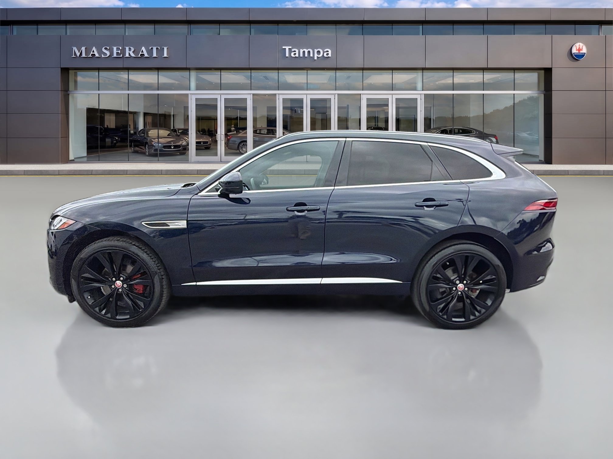 Used 2024 Jaguar F-PACE R-Dynamic S AWD/4WD image 6