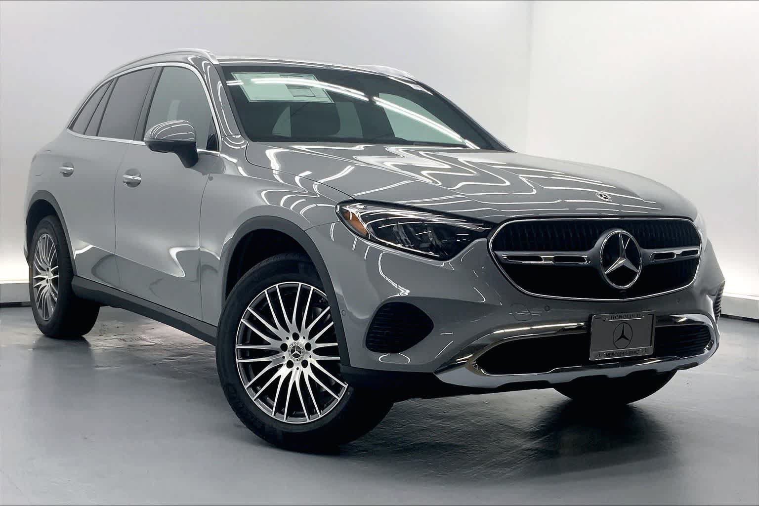 New 2026 Mercedes-Benz GLC 300 image 5