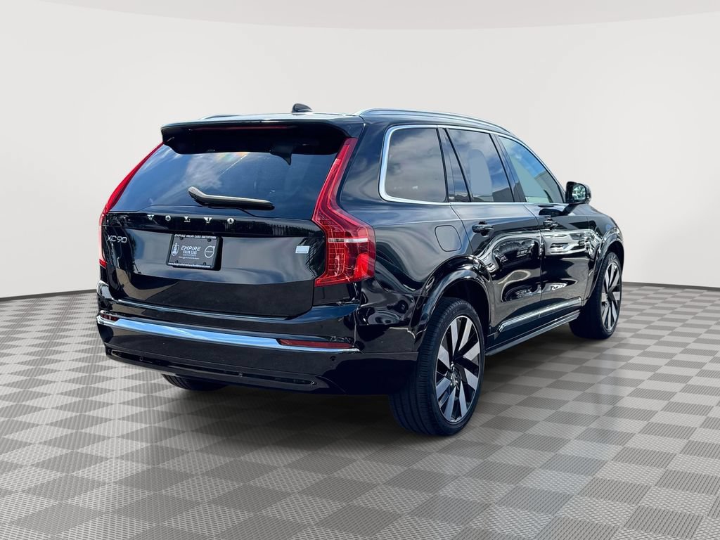 Certified 2024 Volvo XC90 T8 Plus w/ Protection Package Premier AWD/4WD image 4