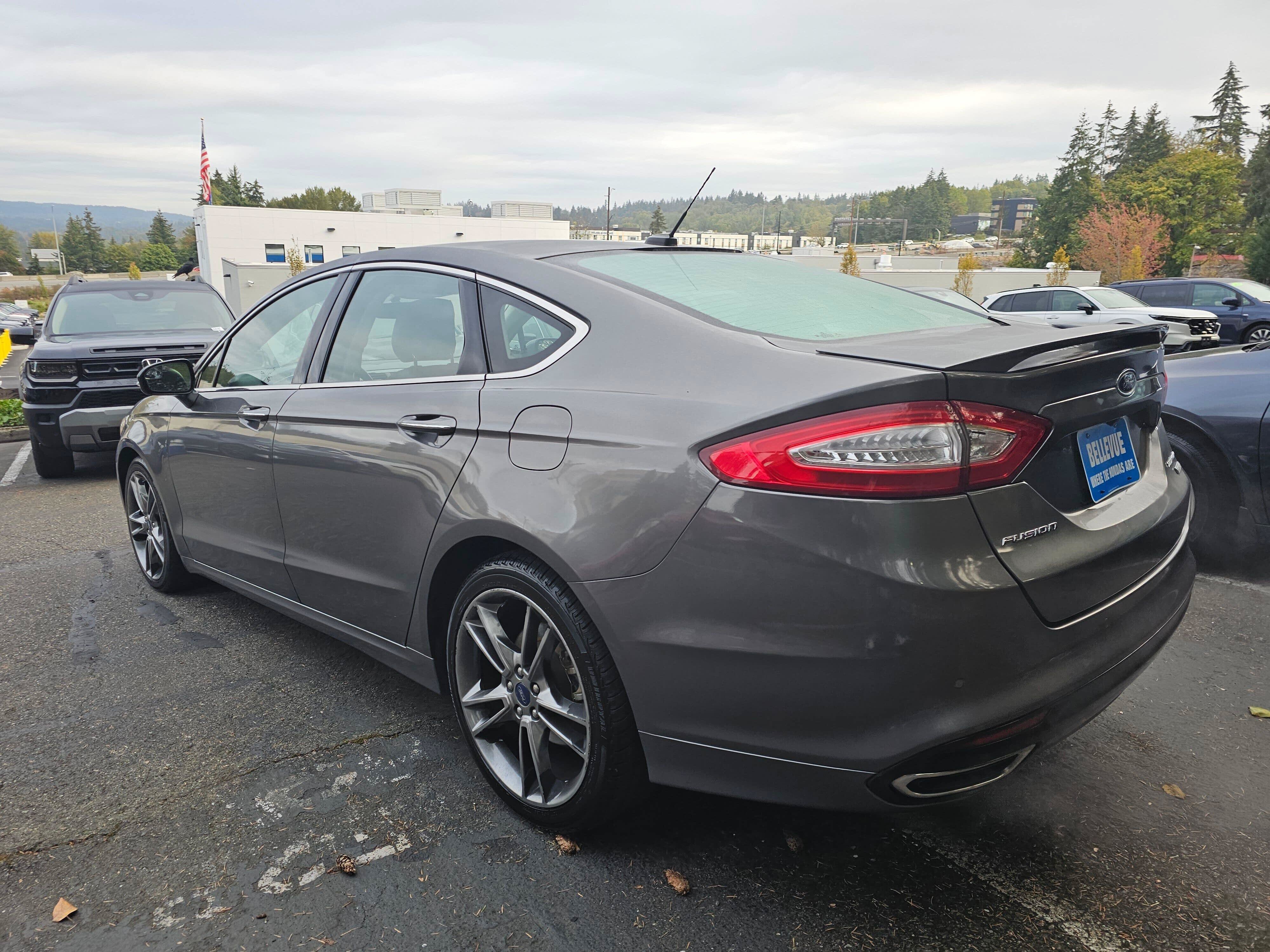 Used 2014 Ford Fusion Titanium FWD image 5