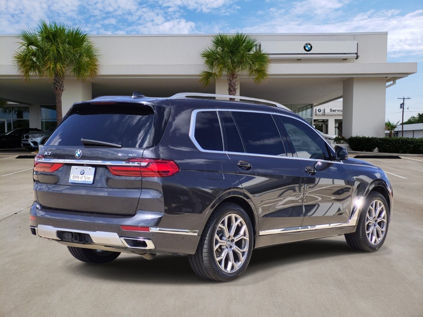 Used 2019 BMW X7 xDrive40i w/ Premium Package AWD/4WD image 6