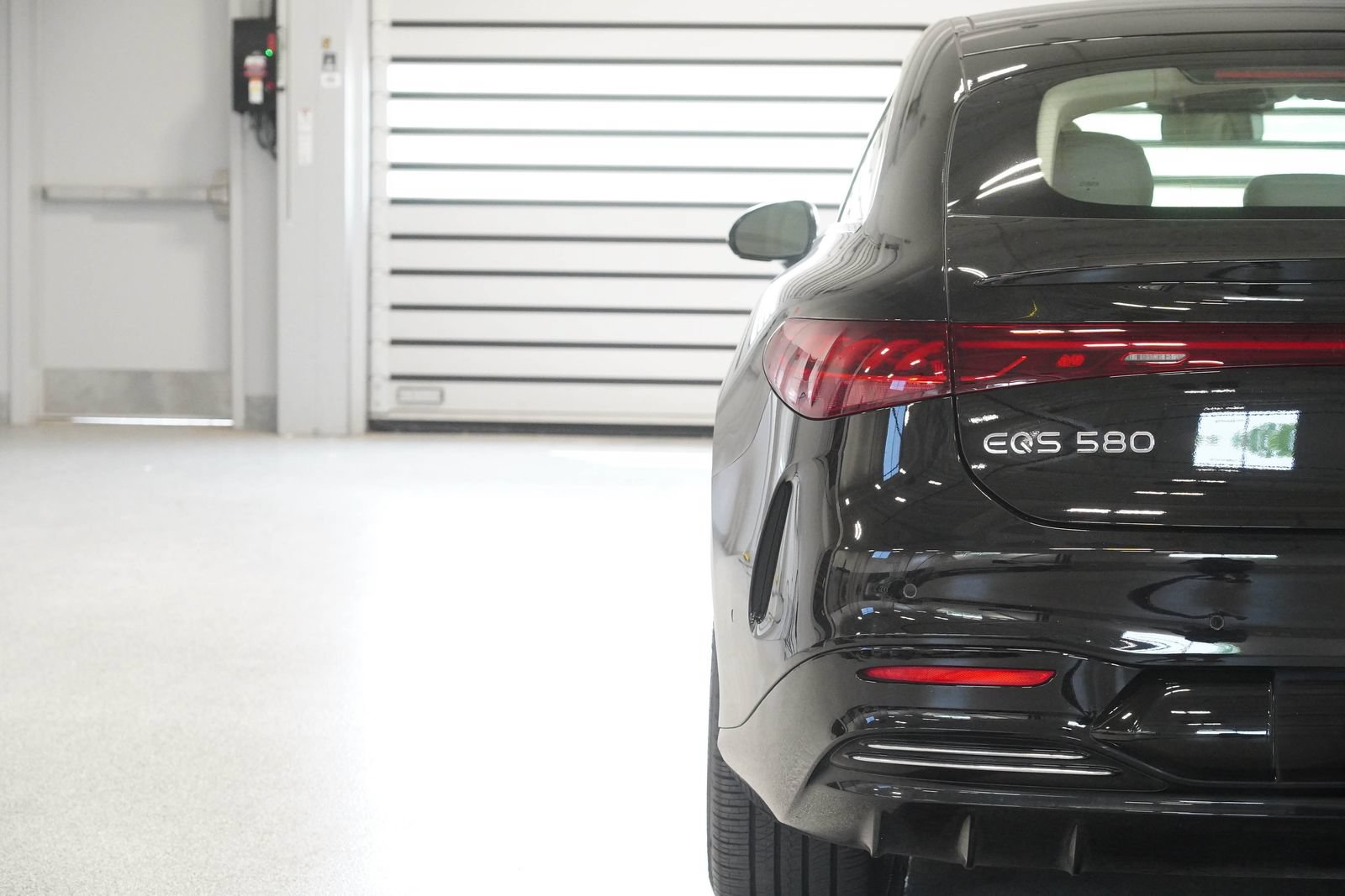 Certified 2023 Mercedes-Benz EQS 580 4MATIC Sedan image 9