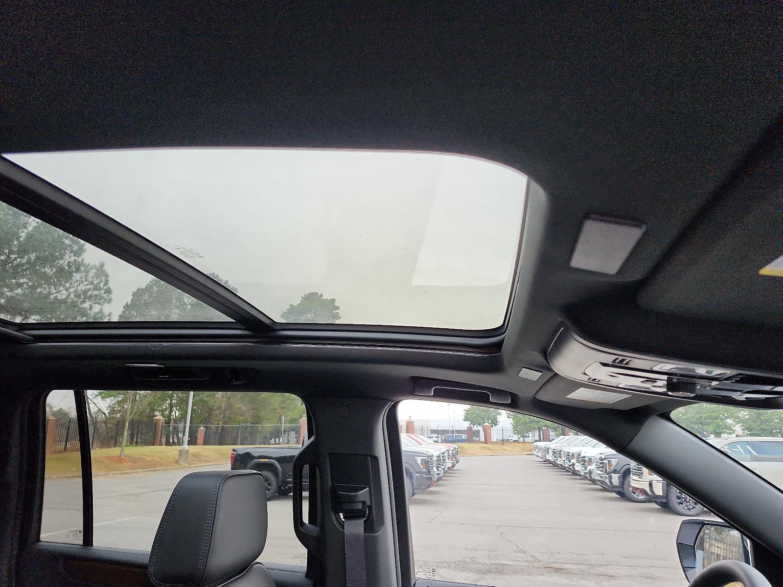 New 2026 GMC Yukon XL Denali w/ Sun & Power Step Package image 7