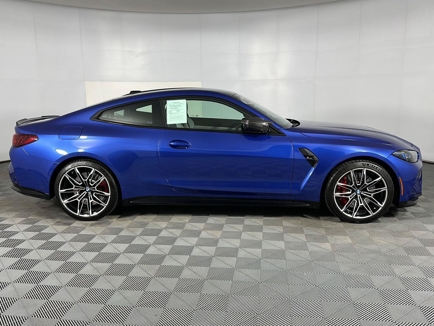 Used 2027 BMW M4 xDrive Competition w/ M Carbon Exterior Package AWD/4WD image 28