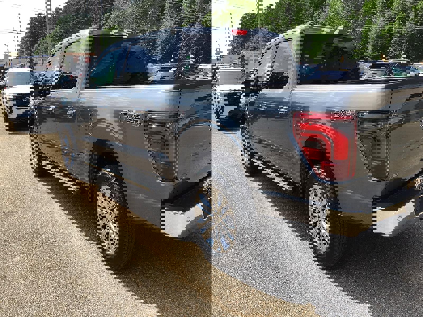 New 2026 Ford F150 Lariat w/ Equipment Group 501A Mid AWD/4WD image 12