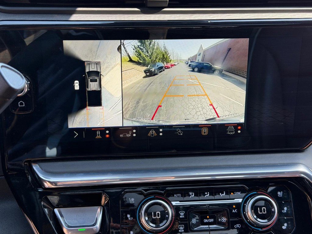 Used 2024 GMC Sierra 2500 Denali Ultimate image 24