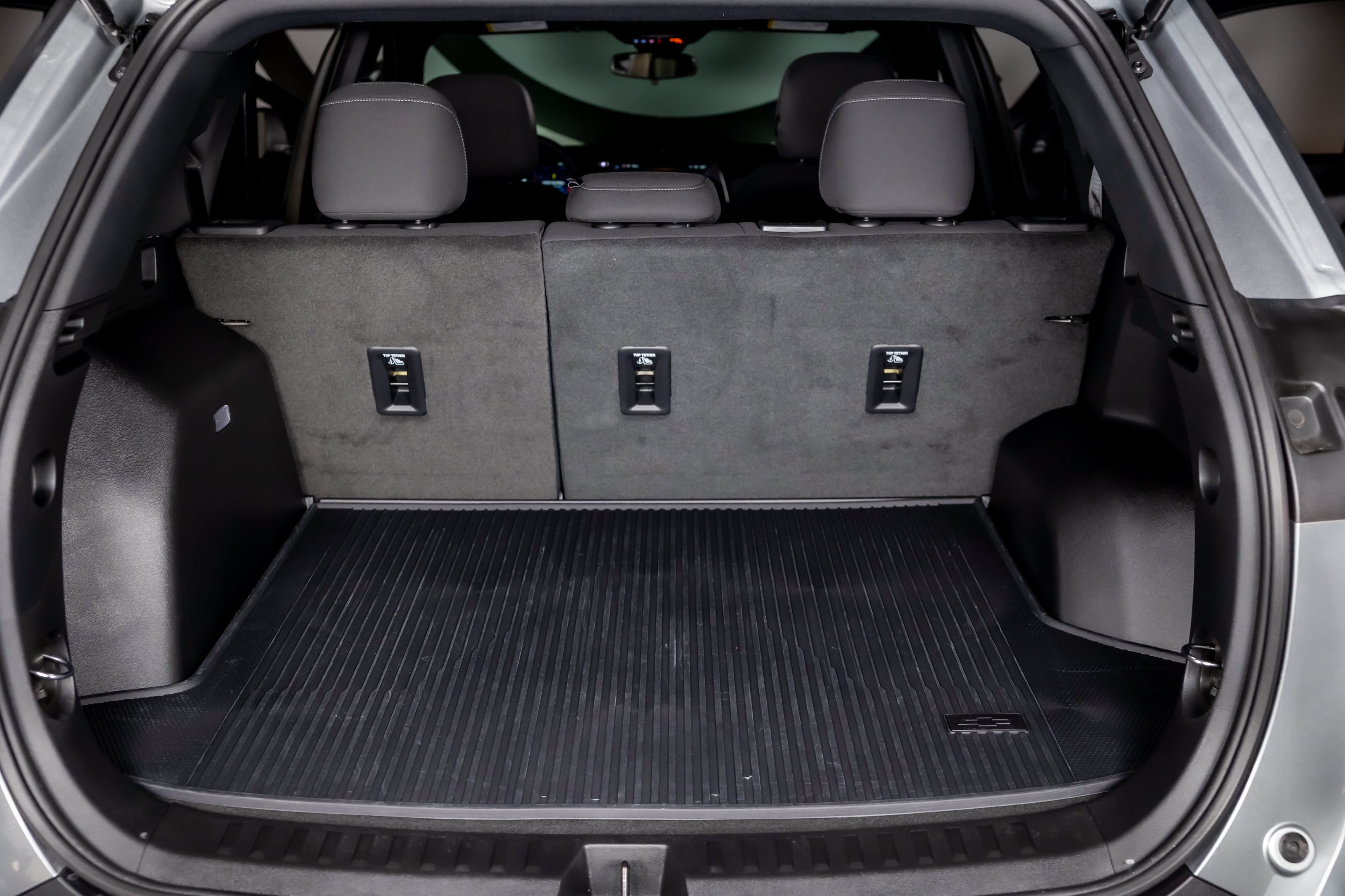 Used 2025 Chevrolet Equinox LT FWD image 36