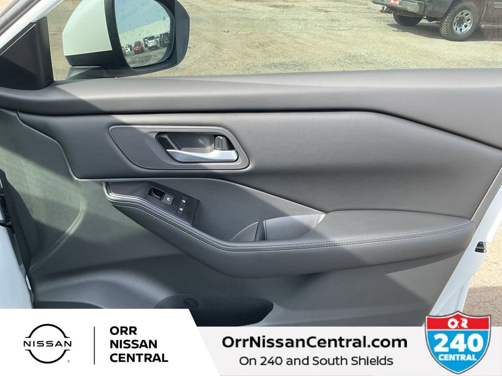 New 2026 Nissan Rogue SV w/ Cold Weather Package image 10