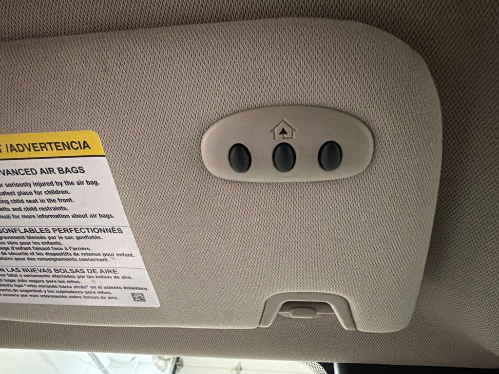 Used 2023 Lincoln Nautilus FWD image 23