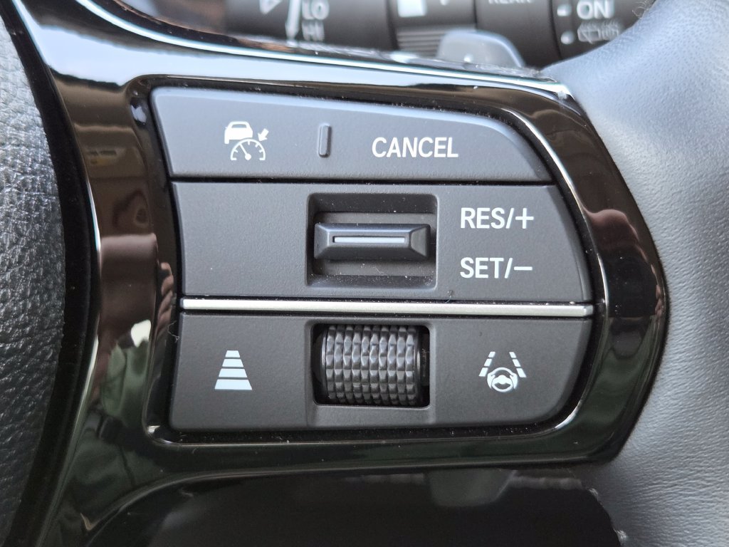 Certified 2025 Honda Pilot Elite image 12