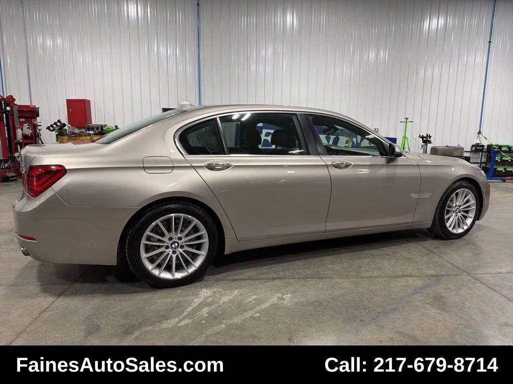 Used 2015 BMW 750Li xDrive 750Li xDrive Sedan 4D image 23