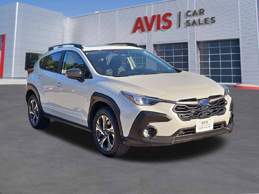 Used 2025 Subaru Crosstrek 2.5i Premium AWD/4WD image 3