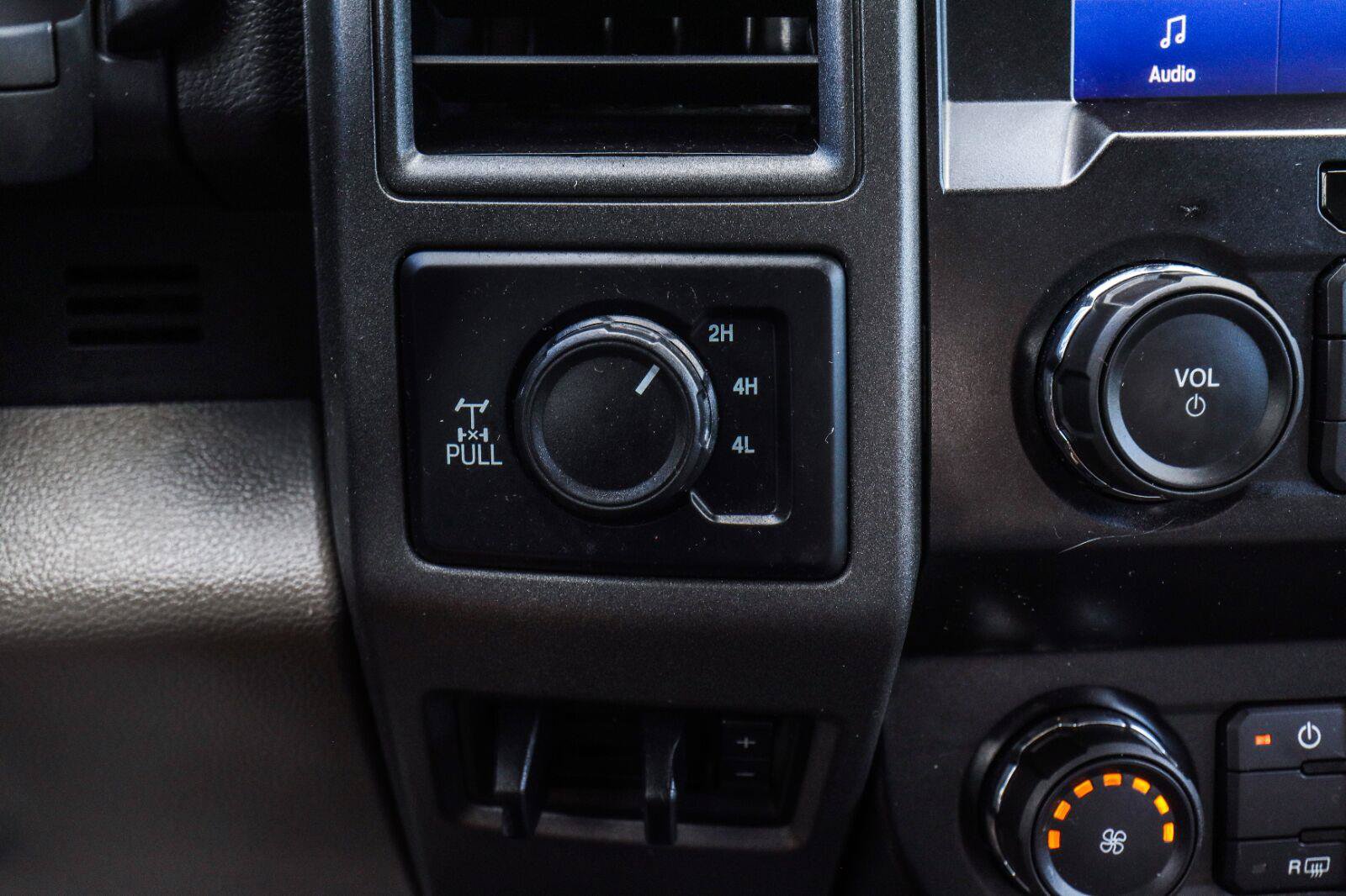 Used 2022 Ford F250 XL w/ STX Appearance Package AWD/4WD image 11