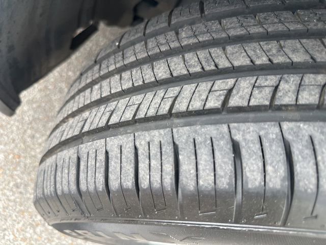 Used 2015 Toyota Sienna XLE w/ XLE Navigation Package FWD image 29