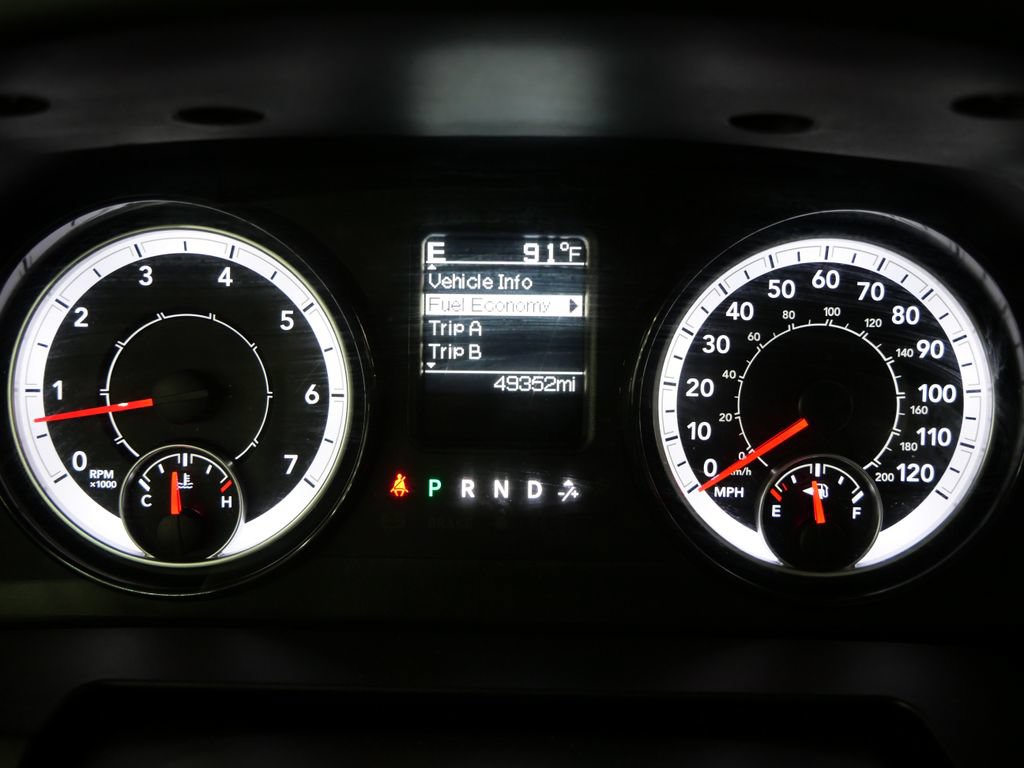 Used 2024 RAM 1500 Classic SLT AWD/4WD image 15