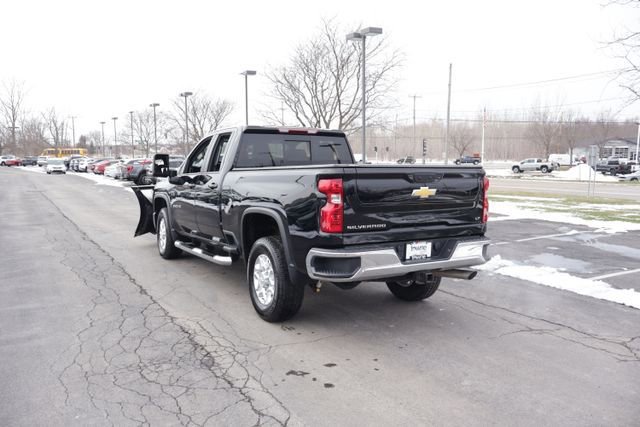 Used 2025 Chevrolet Silverado 2500 LT w/ Convenience Package AWD/4WD image 2