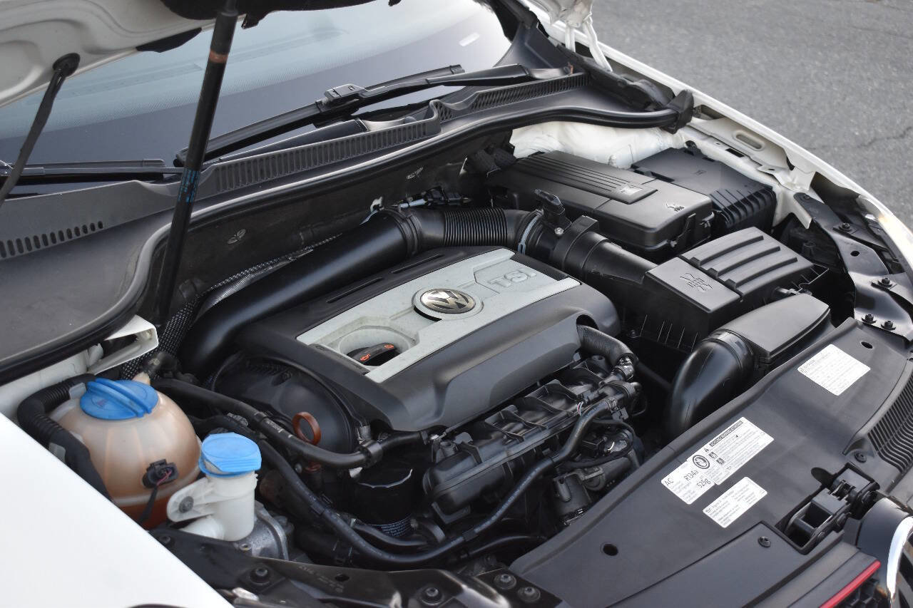 Used 2013 Volkswagen GTI Autobahn image 35