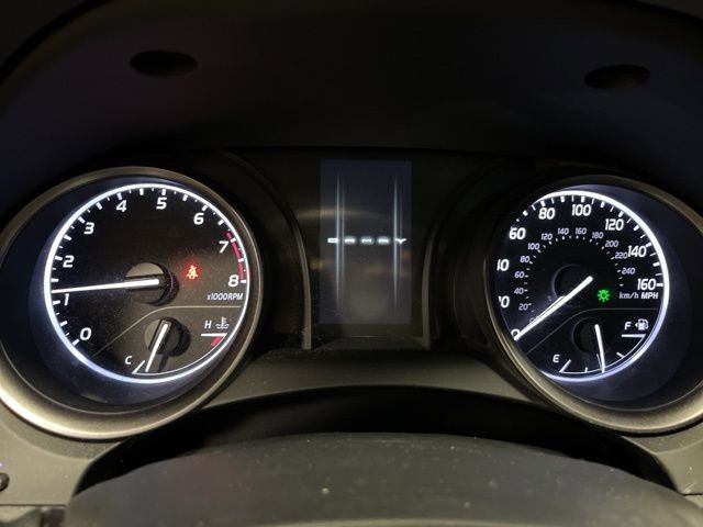 Used 2023 Toyota Camry SE image 17