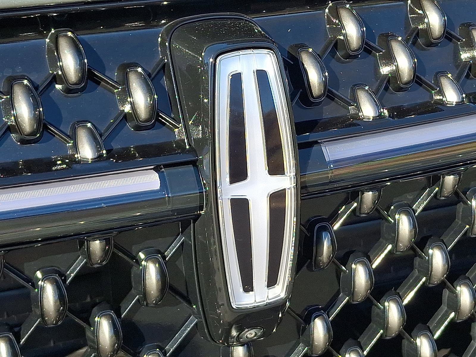 Used 2024 Lincoln Nautilus Reserve w/ Equipment Group 203A image 31