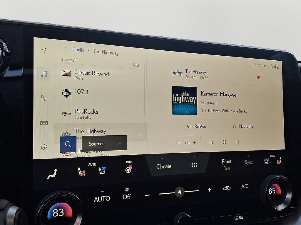 Used 2025 Lexus TX 350 AWD image 19