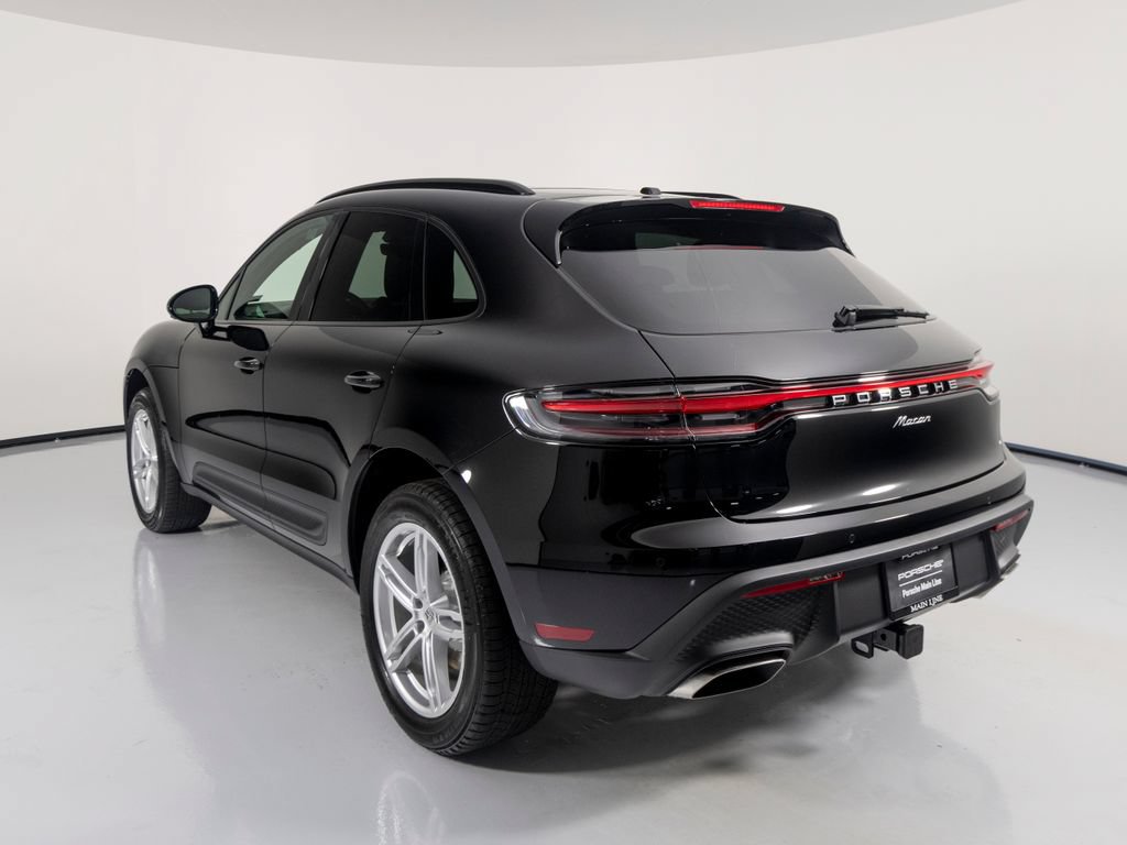 New 2026 Porsche Macan AWD/4WD image 3