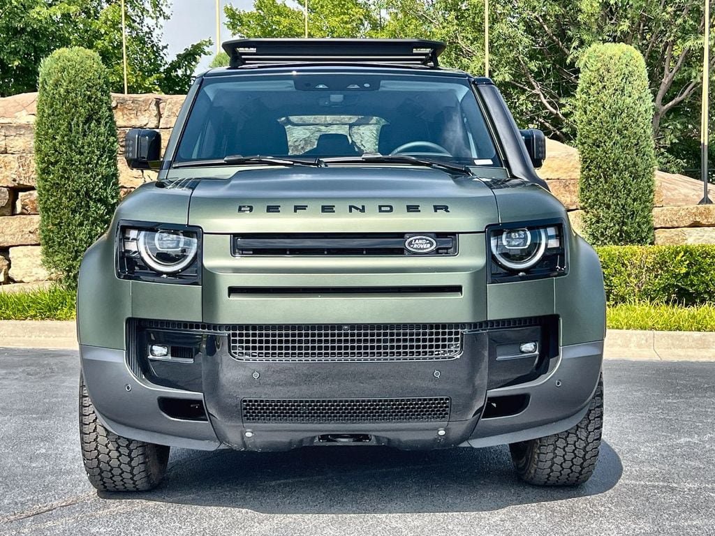 New 2026 Land Rover Defender 110 S AWD/4WD image 8