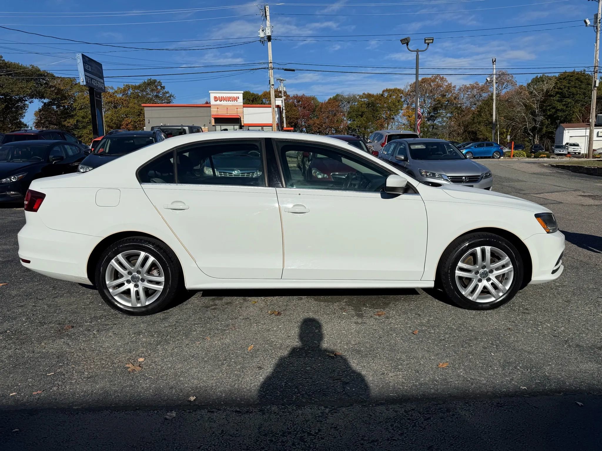 Used 2017 Volkswagen Jetta S w/ Jetta S Cold Weather Package image 8