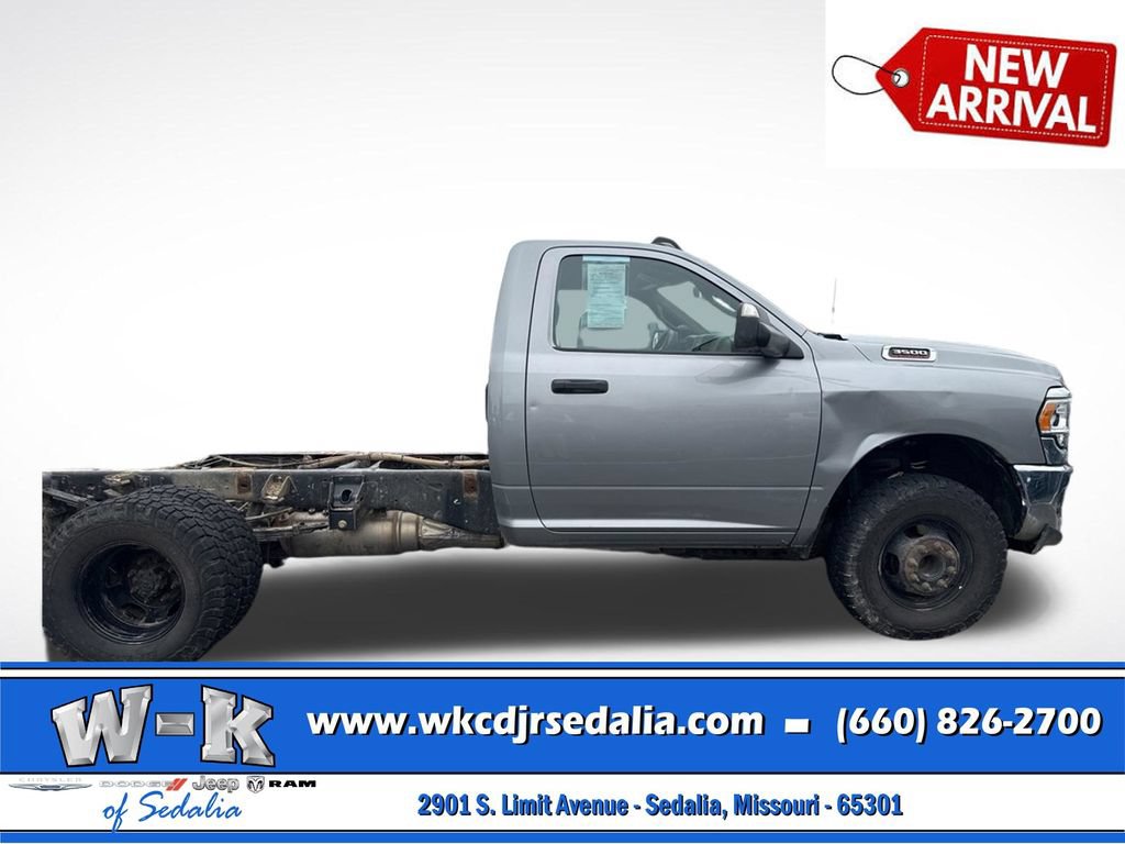 Used 2021 RAM 3500 Tradesman w/ Chrome Appearance Group AWD/4WD image 3