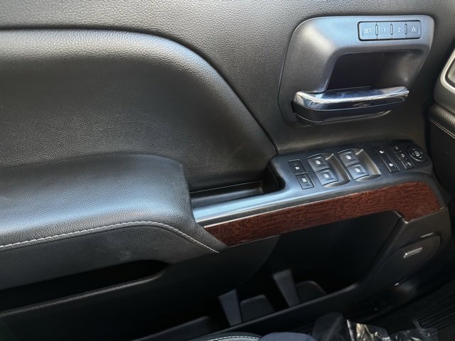 Used 2017 GMC Sierra 3500 SLT w/ Duramax Plus Package image 28