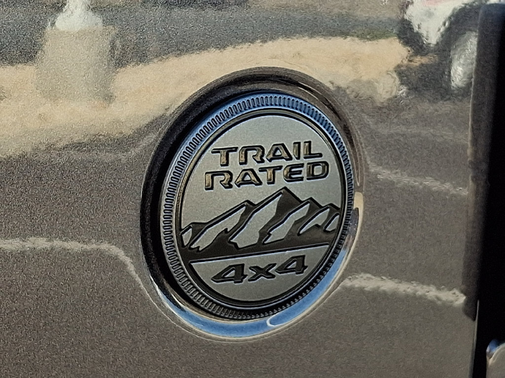 Used 2025 Jeep Wrangler Sport AWD/4WD image 30