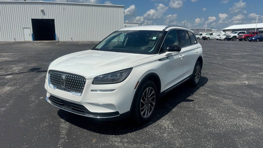 Used 2022 Lincoln Corsair FWD w/ Equipment Group 101A image 3