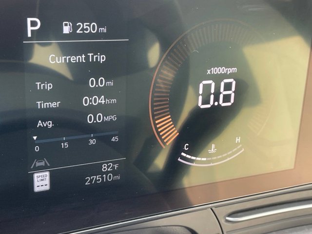 Used 2025 Hyundai Kona SEL AWD/4WD image 13