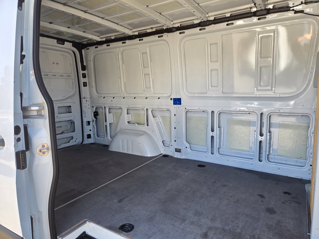 Used 2021 Mercedes-Benz Sprinter 2500 image 10