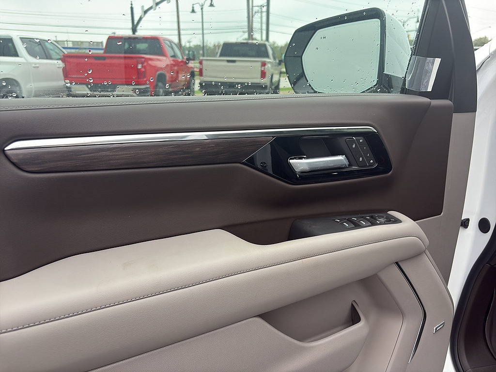 New 2026 Chevrolet Tahoe LT w/ Comfort Package AWD/4WD image 19