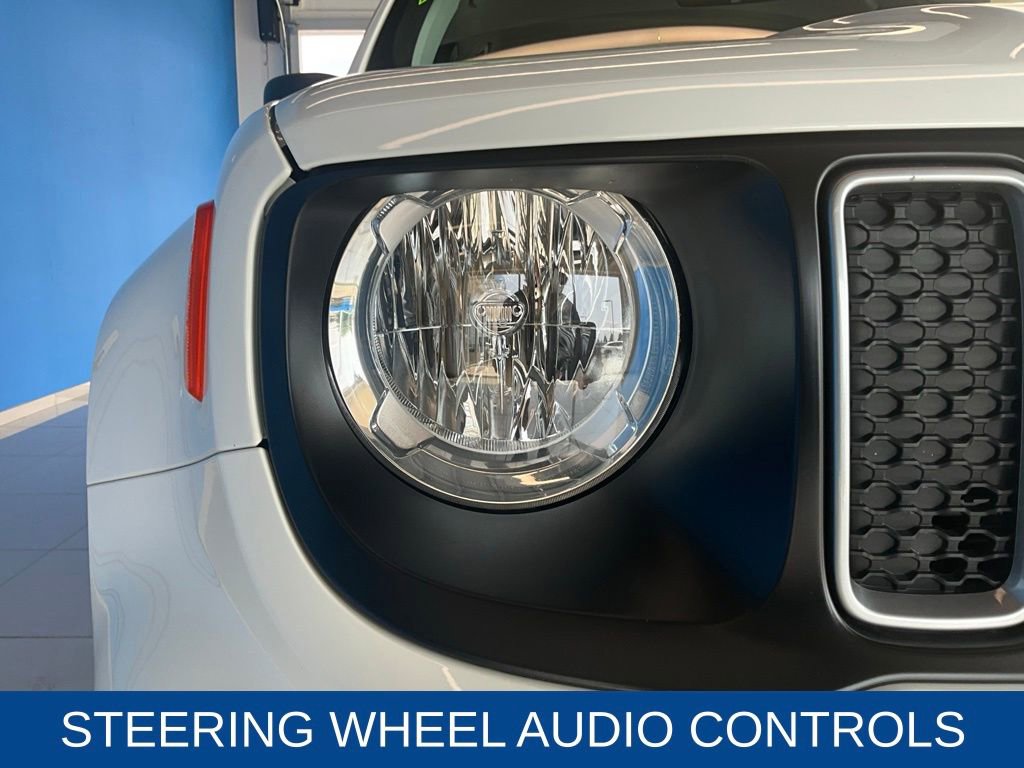 Used 2023 Jeep Renegade Latitude image 11