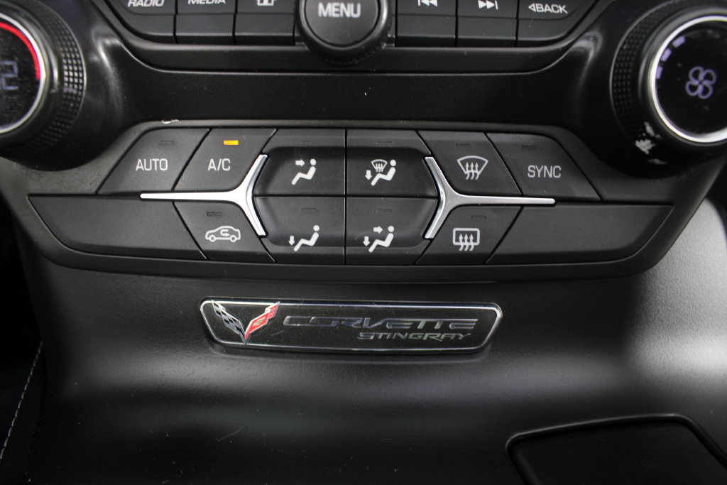 Used 2017 Chevrolet Corvette Stingray Coupe w/ 1LT RWD image 13